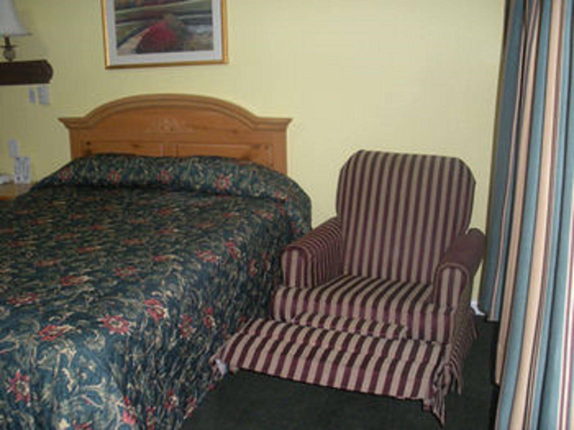 Chief Motel Keokuk ภายนอก รูปภาพ